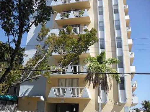 1st image of 7133 Bay Dr APT 606