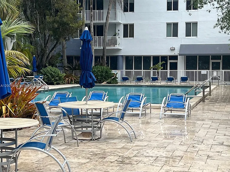 850 N Miami Ave #W-1806 — Photo 16