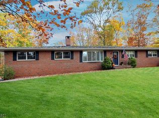 88 Mount Vernon Rd, Columbia, NJ 07832