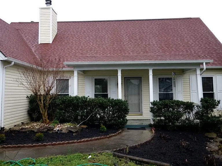643 Copperfield Dr — Photo 1