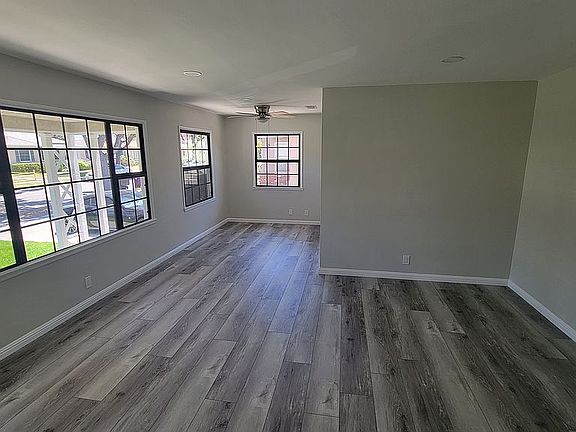 4th image of 4729 Hersholt Ave