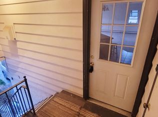 211 Grant St FLOOR 2, Olyphant, PA 18447