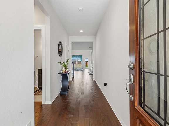 4th image of 9909 Quercia Dr