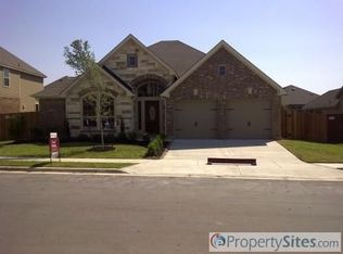 3025 Saddlehorn Dr, Seguin, TX 78155