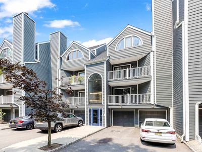 38 Triumph Ct #A, East Rutherford, NJ, 07073