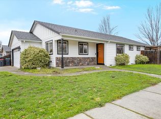 3585 Winter Run Dr, White City, OR 97503