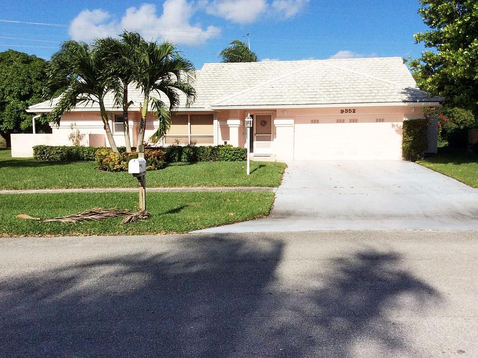 1st image of 9352 Sun Pointe Dr