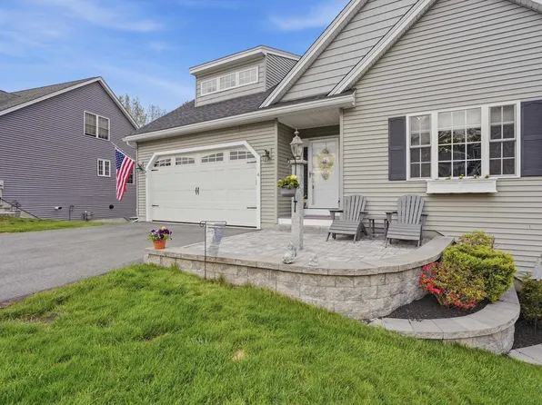 4 Mulligan Way #19, Kingston, NH 03848