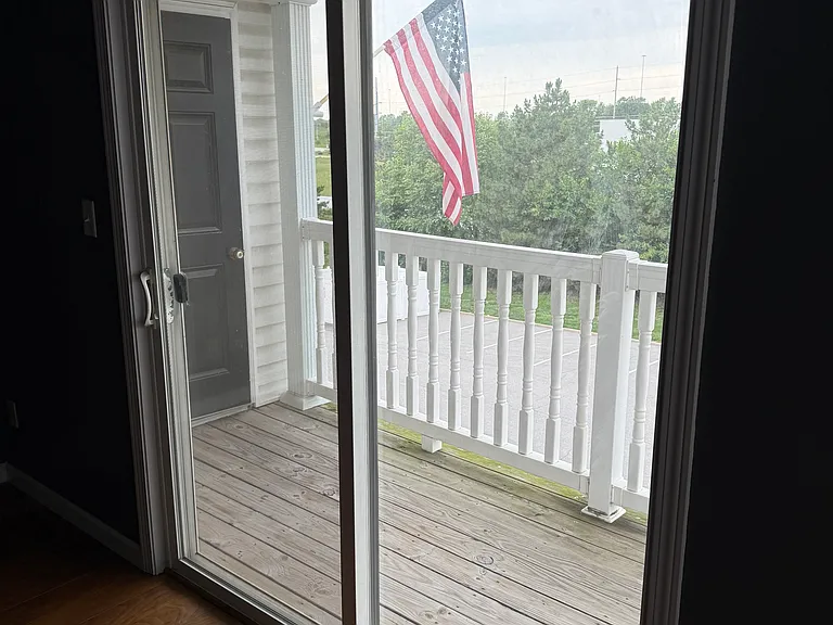 6301 Spring Creek Ln — Photo 14