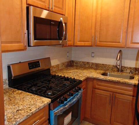 3rd image of 964 E 231st St