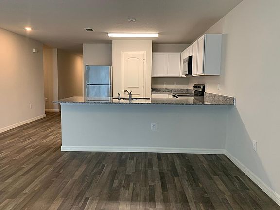 2nd image of 687 Gila Dr