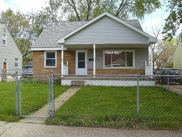 1st image of 1203 Share Ave