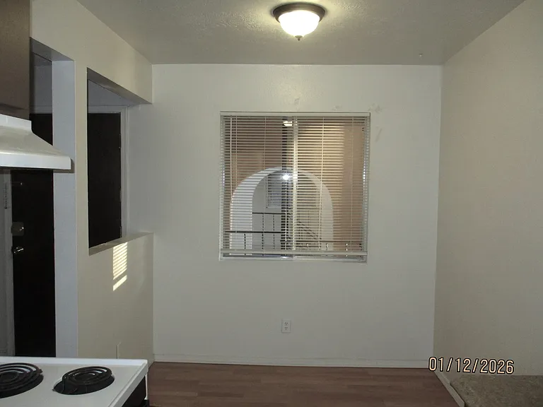 1808 Mary Ellen St NE #D — Photo 3