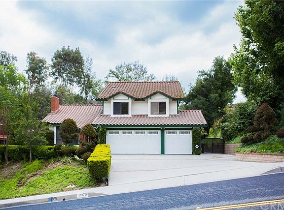 2nd image of 2978 E Hillside Dr