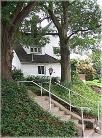 2nd image of 3242 Beechwood Blvd