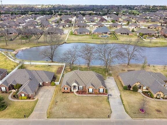 Surrounding neighborhood.