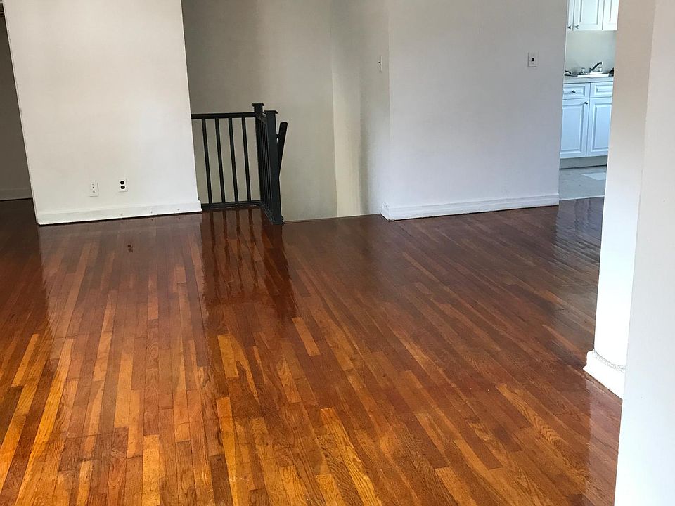 1st image of 458 Piaget Ave Floor 2
