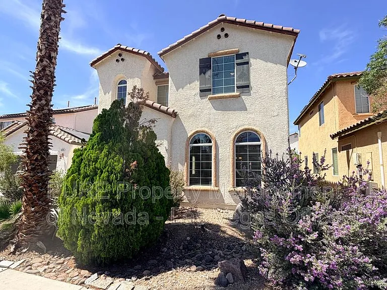 4320 Laguna Garden Ave — Photo 2