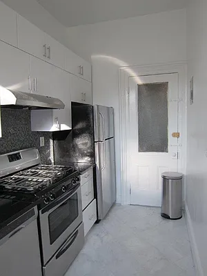 Rented by Brownstone Property Group | media 26