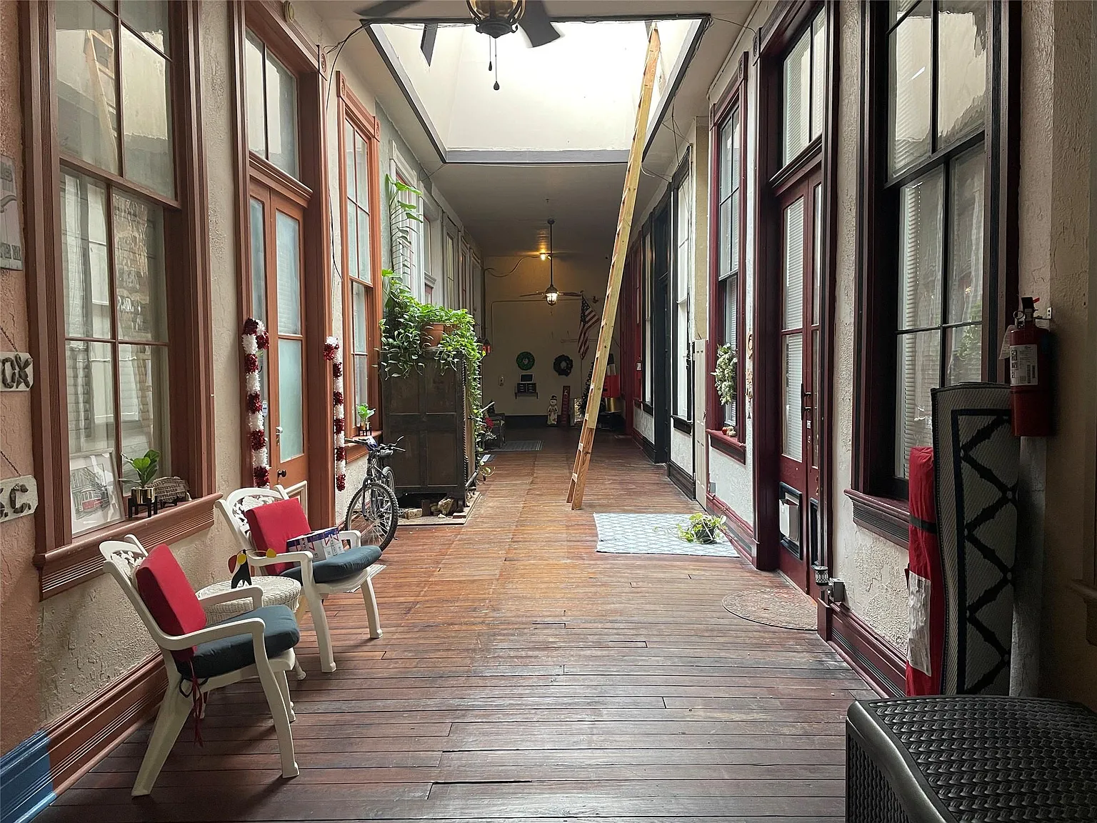 1 bed, 1.0 bath, 9288 sqft, $1,600 — Photo 1