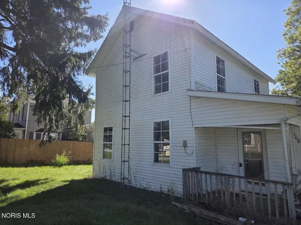 108 S 1st St, Oakwood, OH 45873
