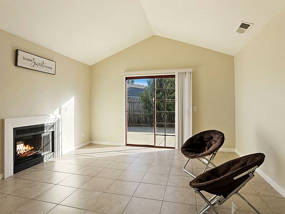 5th image of 1918 Rosemarie Ln Unit 110