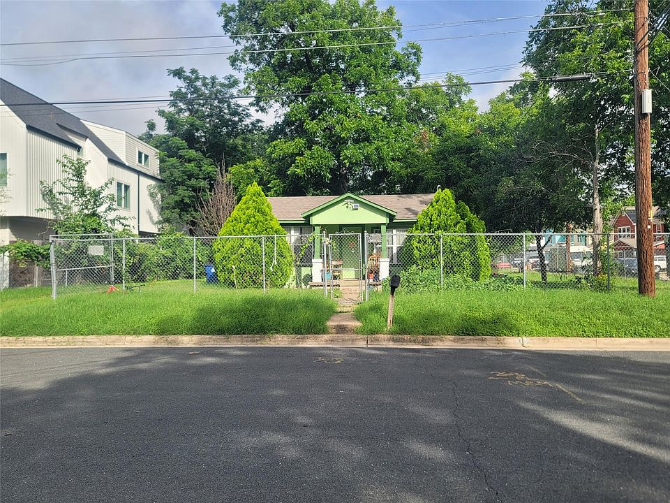 1st image of 1104 Brass St