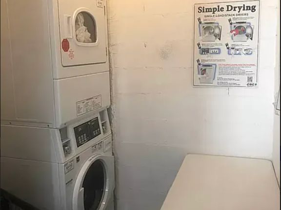 5th image of 226 E 3rd St APT 1W