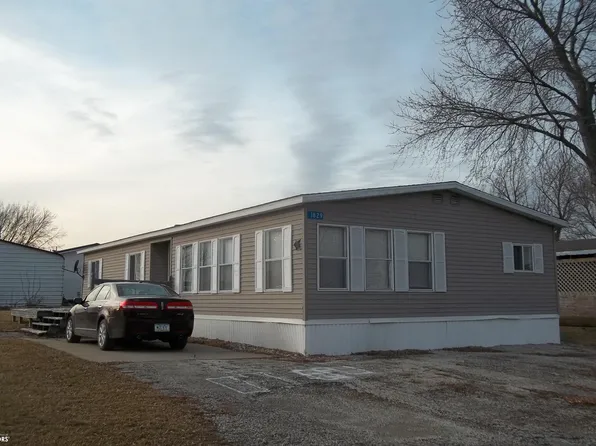 1829 Luther Cir, Creston, IA 50801