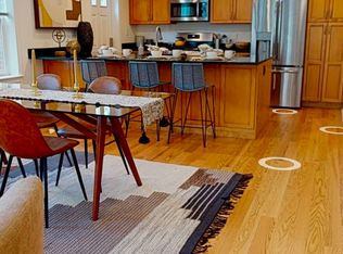 401 Paine Ct #1A, Chestnut Hill, MA 02467