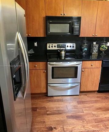 4th image of 8550 NW 141st Ln APT 204