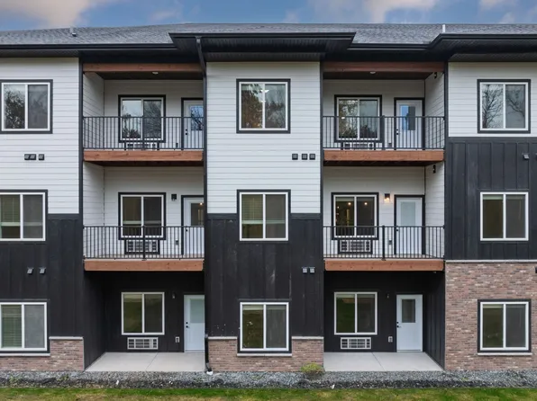 Northern Lights Apartments