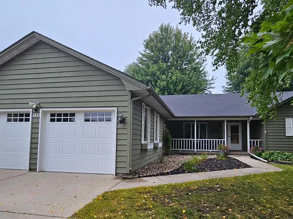 1417 Fairway Dr, Faribault, MN 55021