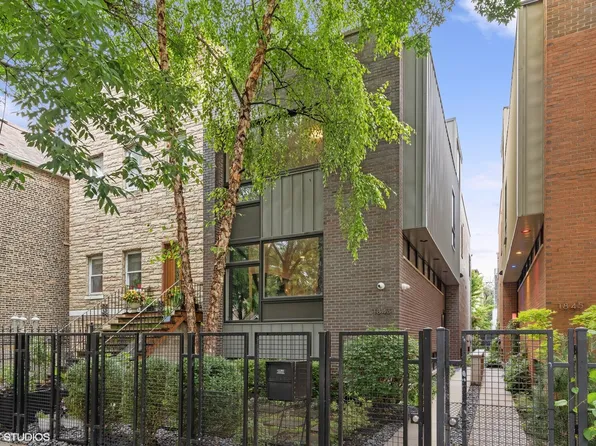 1843 W Huron St, Chicago, IL 60622