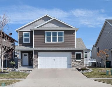 1026 31st Ave W, West Fargo, ND, 58078