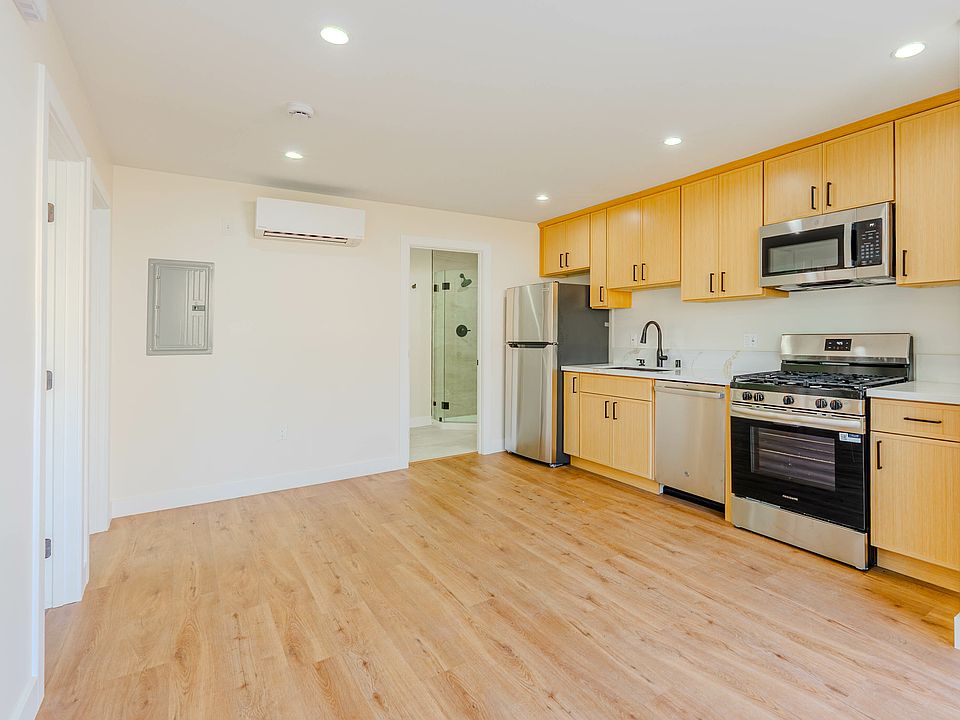 1st image of 456 S Breed St #30