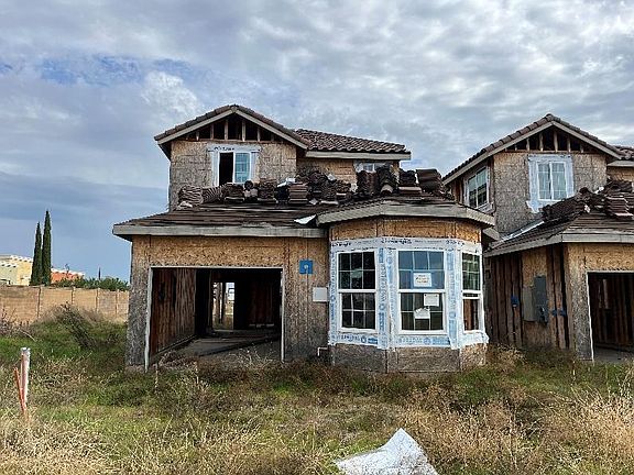 5th image of 1500 E Whitmore Avenue
