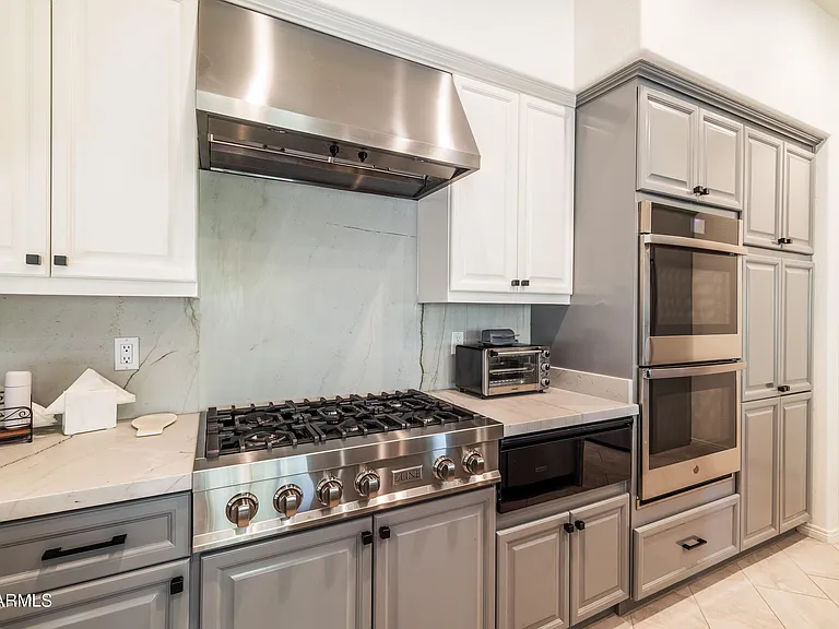 7020 E Mighty Saguaro Way — Photo 10