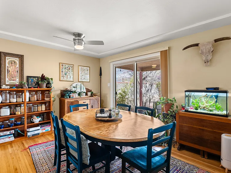 1424 Dartmouth Dr NE — Photo 16