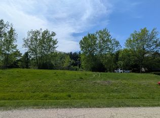 8770 Belfield Rd, Crystal Lake, IL 60014