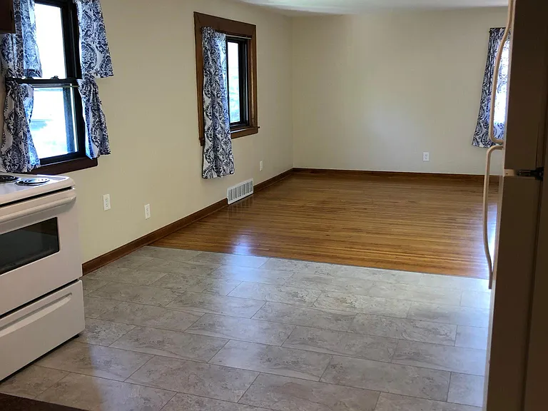 2821 Lewiston Rd #2 — Photo 2