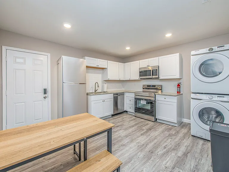 Fully Renovated Kitchen, new appliances. Silverware set, and Pots and pans included as well.