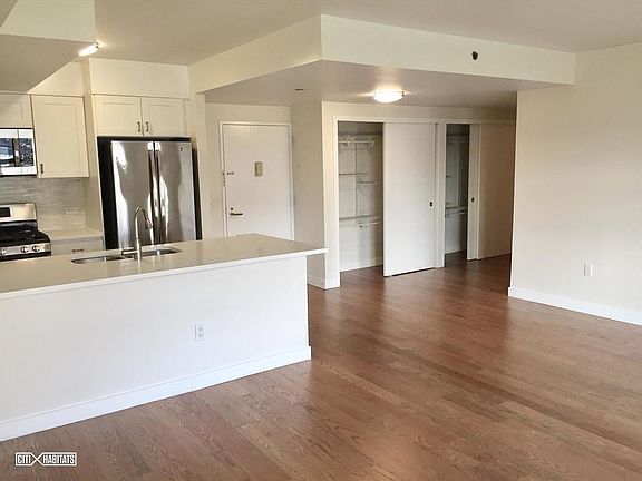 5th image of 7525 153rd St APT 144