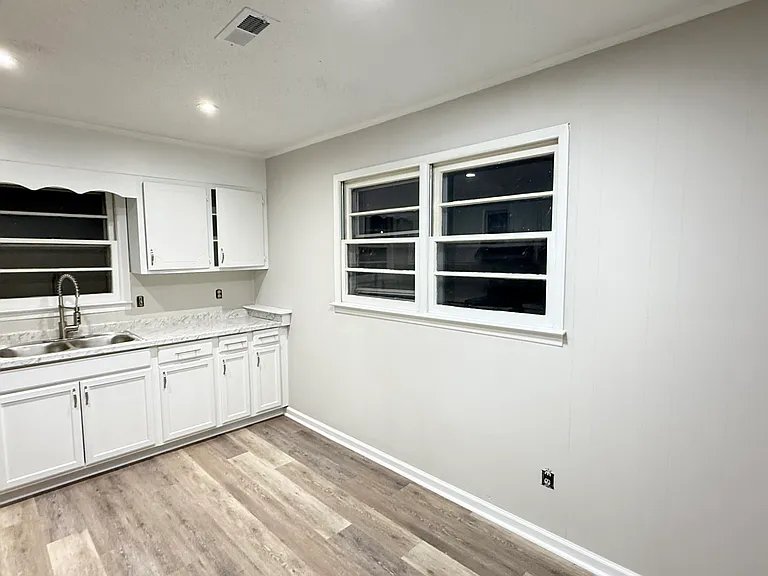 125 Heath St #127 — Photo 5