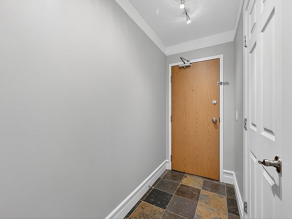 3rd image of 644 Meredith Rd NE #203