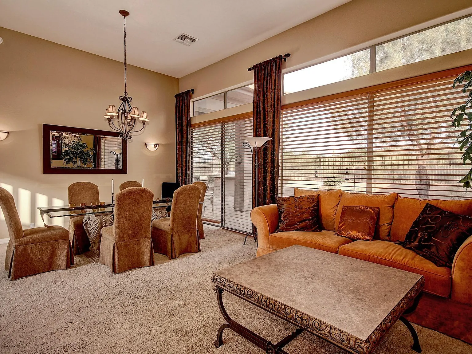 2 bed, 2.5 bath, 2485 sqft, $7,000 — Photo 4