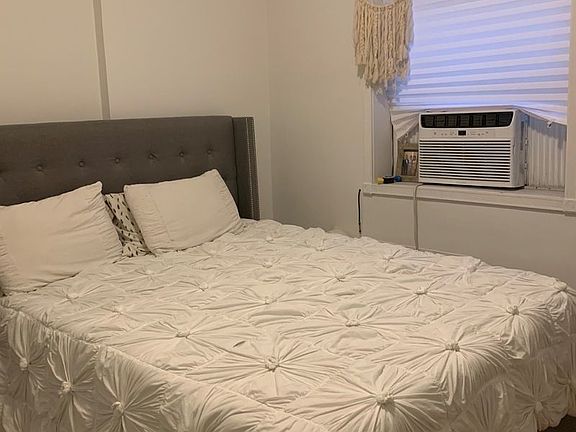 4th image of 152 E 35th St #3CC
