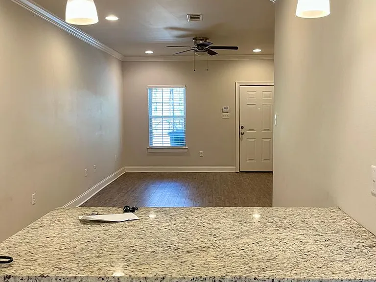 18645 Greenwell Springs Rd — Photo 8