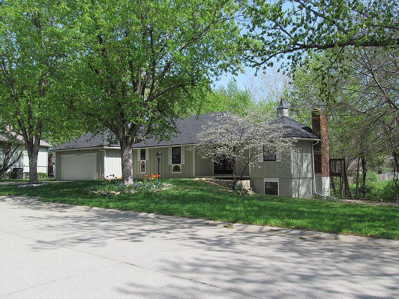 4502 Stonecrest Ter, Saint Joseph, MO 64506 Zillow