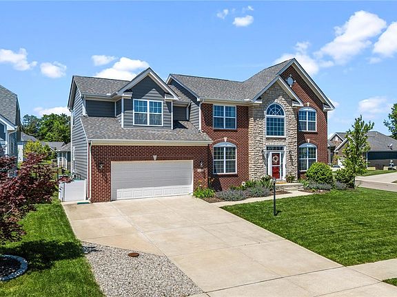 2nd image of 1687 Sunset Creek Ct